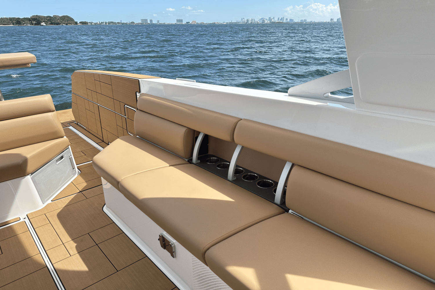 Slide: The Image of Aviara AV40 Outboard 2024 - 30