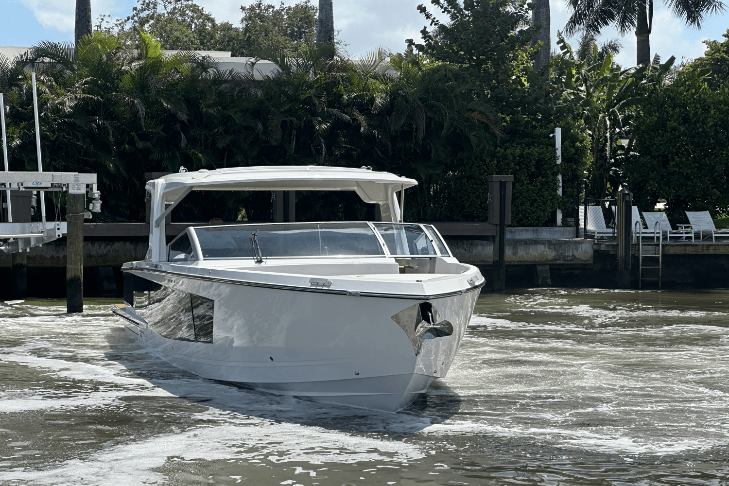 Slide: The Image of Aviara AV40 Outboard 2024 - 36