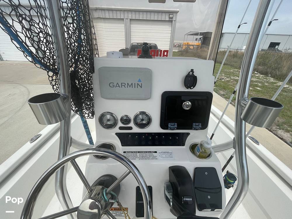 Slide: The Image of Gps/plotter/helm - 15318551