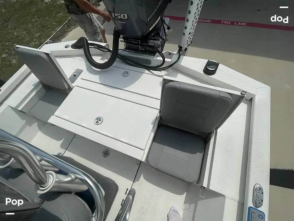 Slide: The Image of Stern Fold Down Seating - 15347706