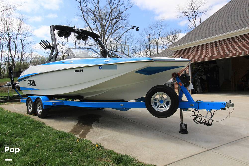 Slide: The Image of 2017 Axis A24 - 15327140