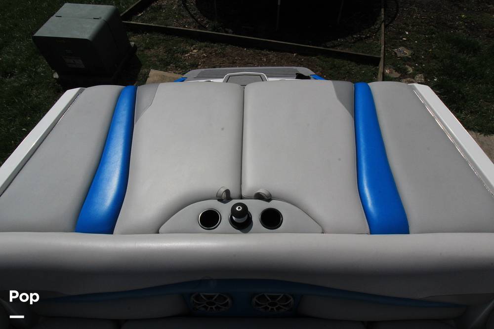 Slide: The Image of Cover - Engine - 15327157