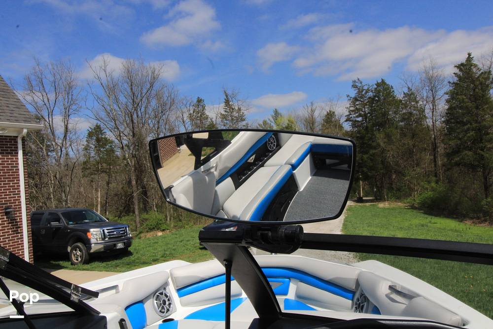 Slide: The Image of Skier / Rider Mirror - 15327515