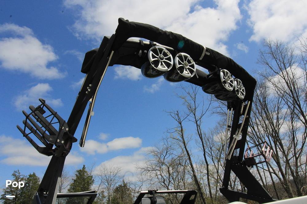 Slide: The Image of Wakeboard Rack - 15327530