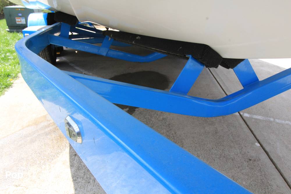 Slide: The Image of Axis A24 2017 - 15327551