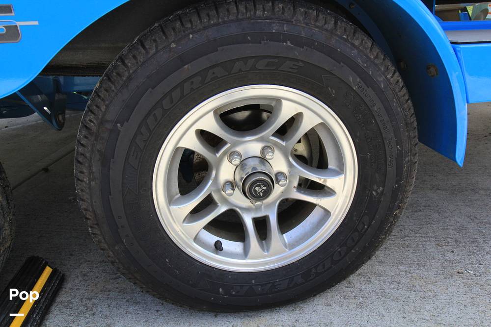 Slide: The Image of Axis A24 2017 - 15327556