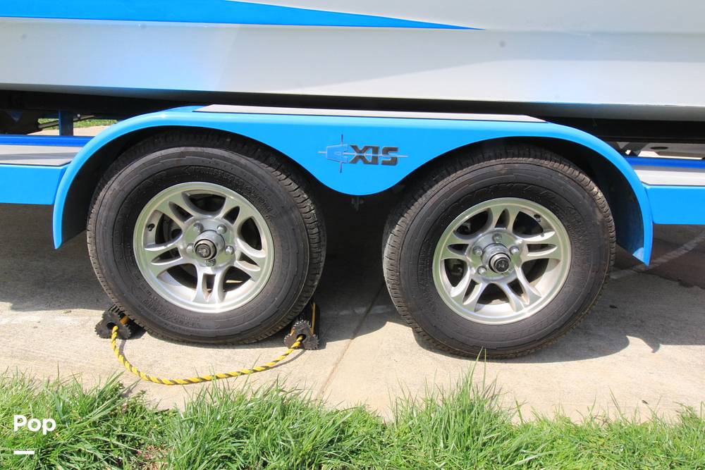 Slide: The Image of Axis A24 2017 - 15327557