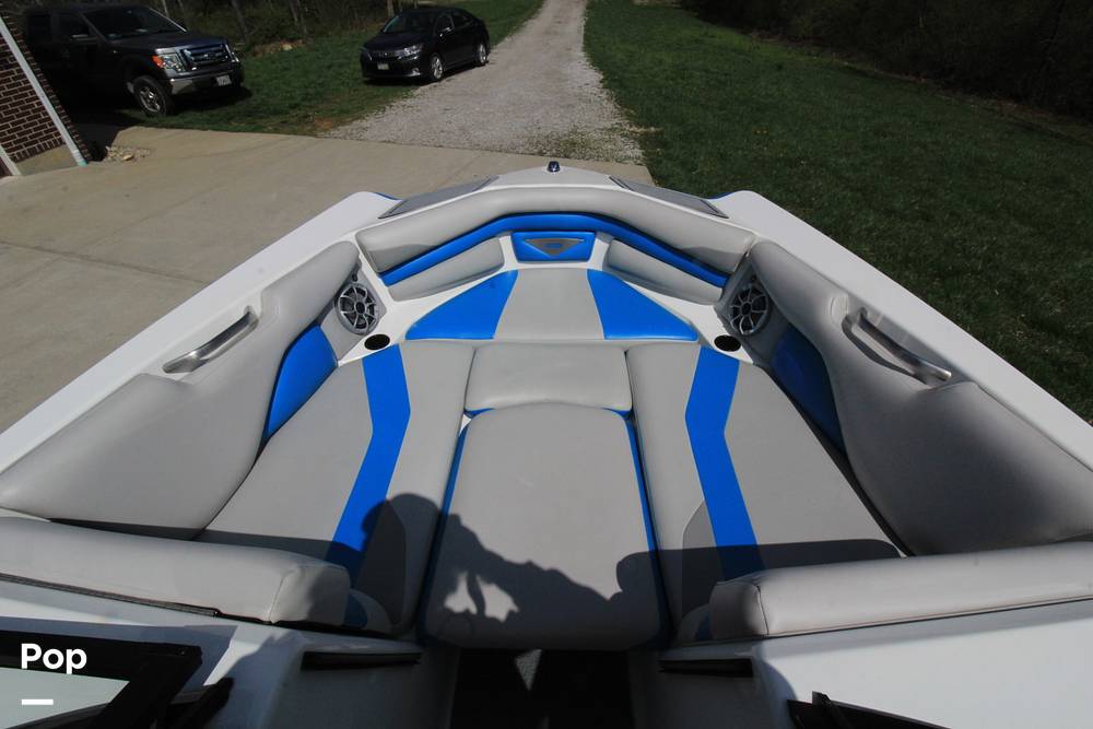 Slide: The Image of Bow Seating - 15327523