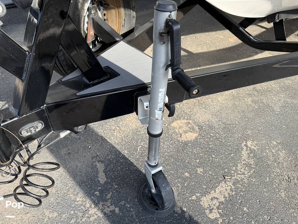 Slide: The Image of Axis A24 2018 - 15364351