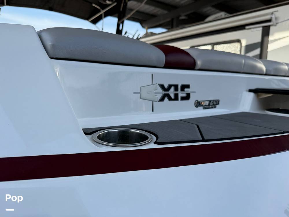 Slide: The Image of Axis A24 2018 - 15364378