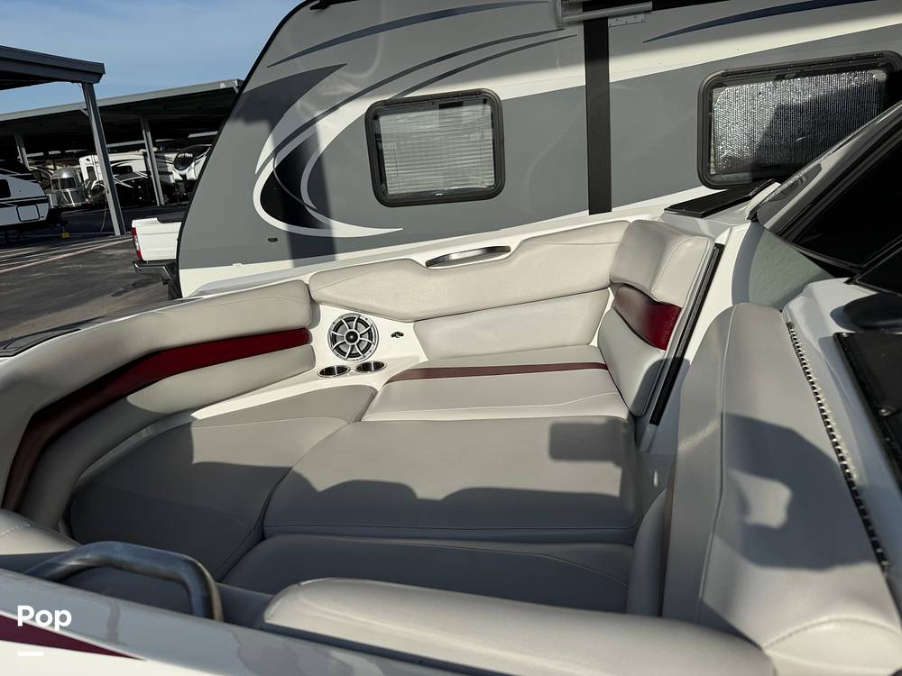 Slide: The Image of Axis A24 2018 - 15364383