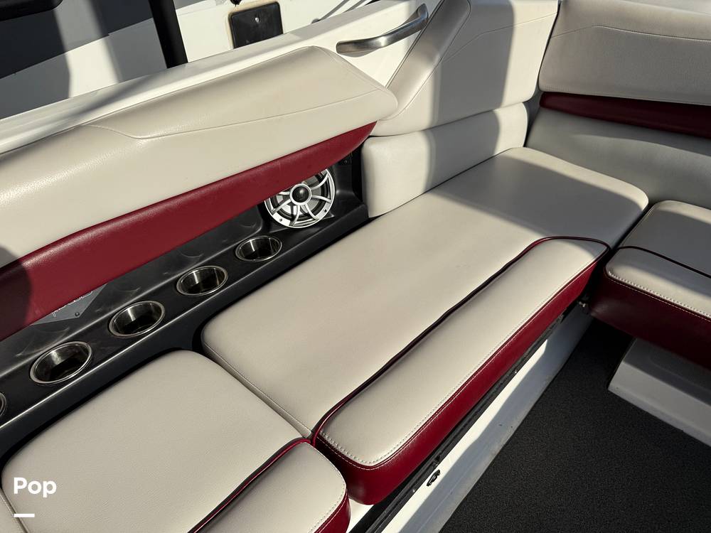 Slide: The Image of Axis A24 2018 - 15364396