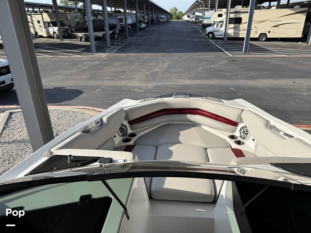 Slide: The Image of Axis A24 2018 - 15364405