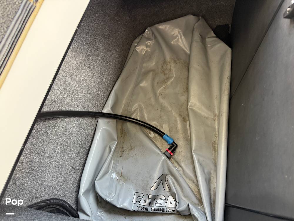 Slide: The Image of Axis A24 2018 - 15364440