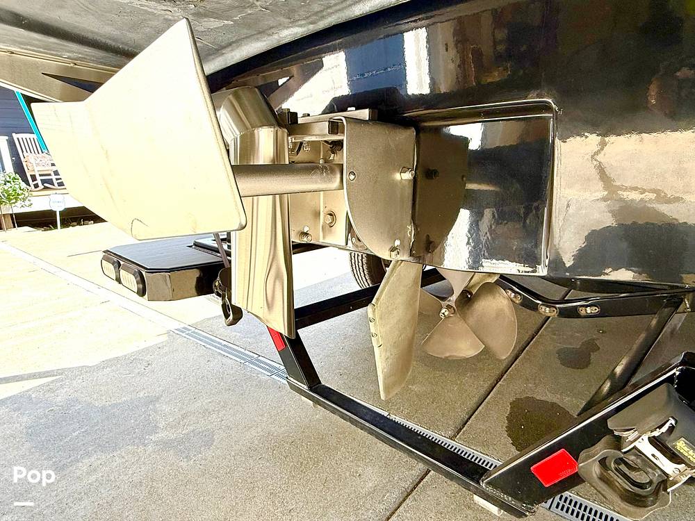 Slide: The Image of Axis T22 2017 - 15361367