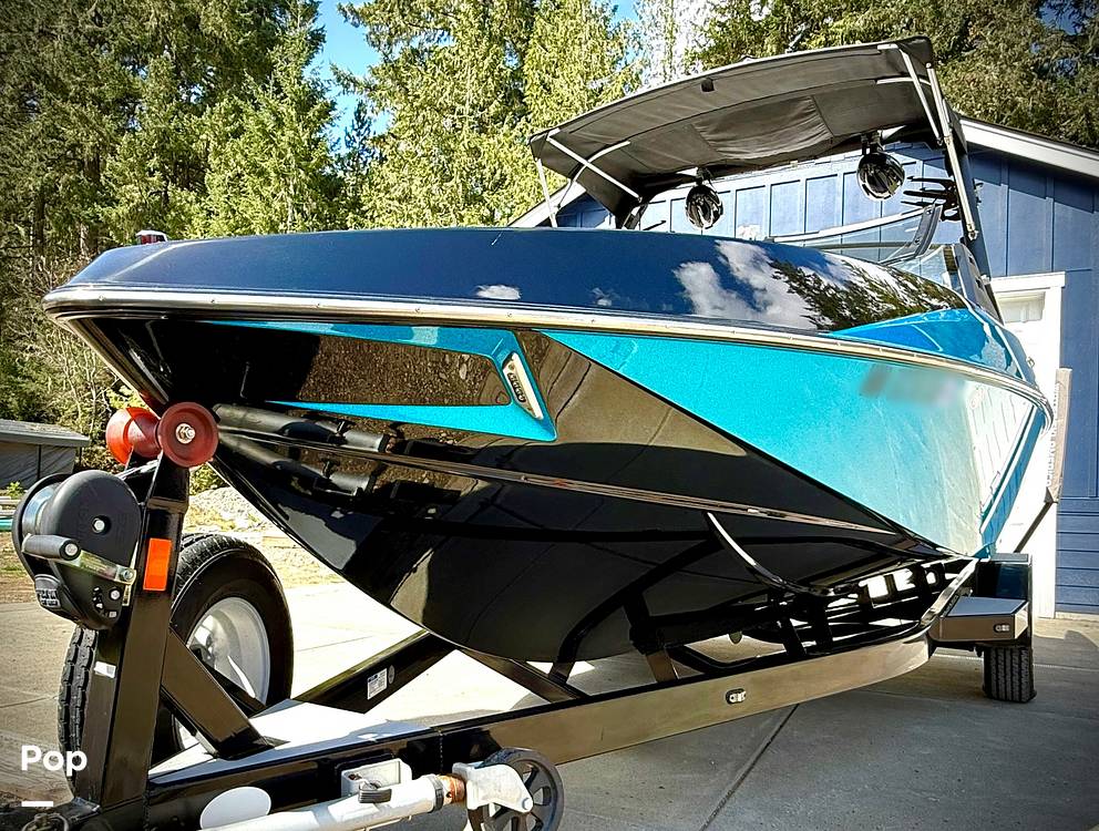 Slide: The Image of Axis T22 2017 - 15361382