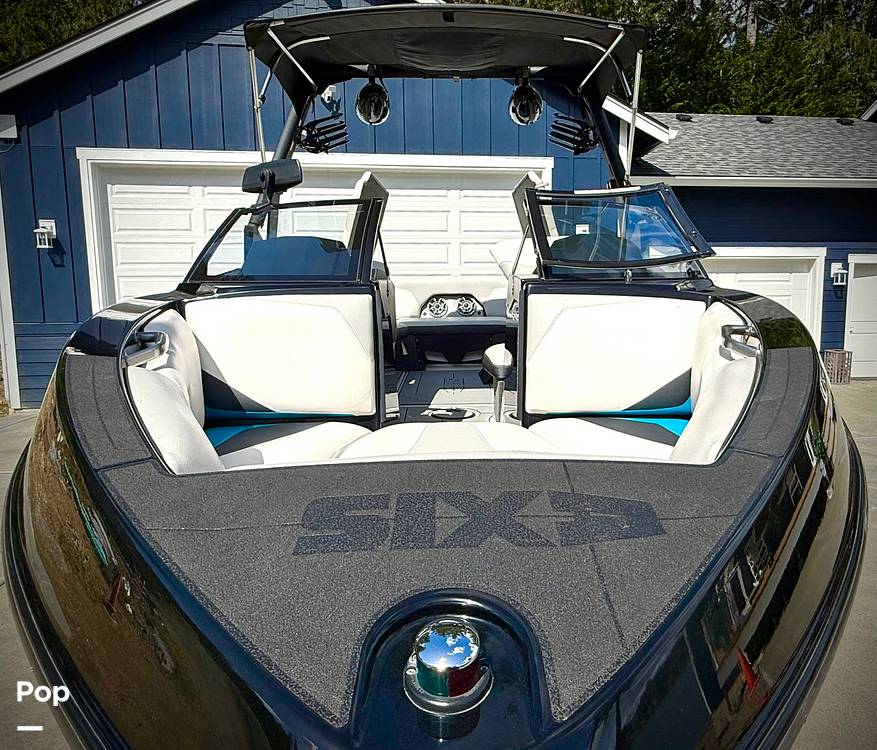 Slide: The Image of Axis T22 2017 - 15361386