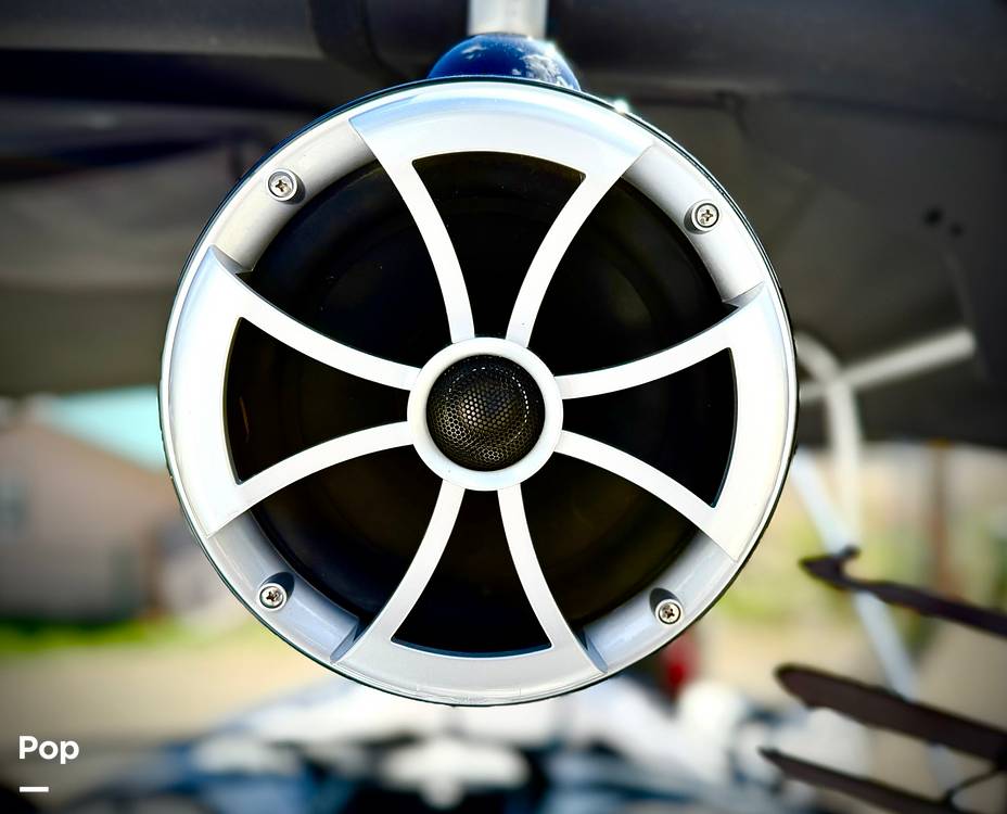 Slide: The Image of Axis T22 2017 - 15361400