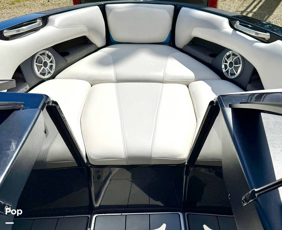 Slide: The Image of Axis T22 2017 - 15361402