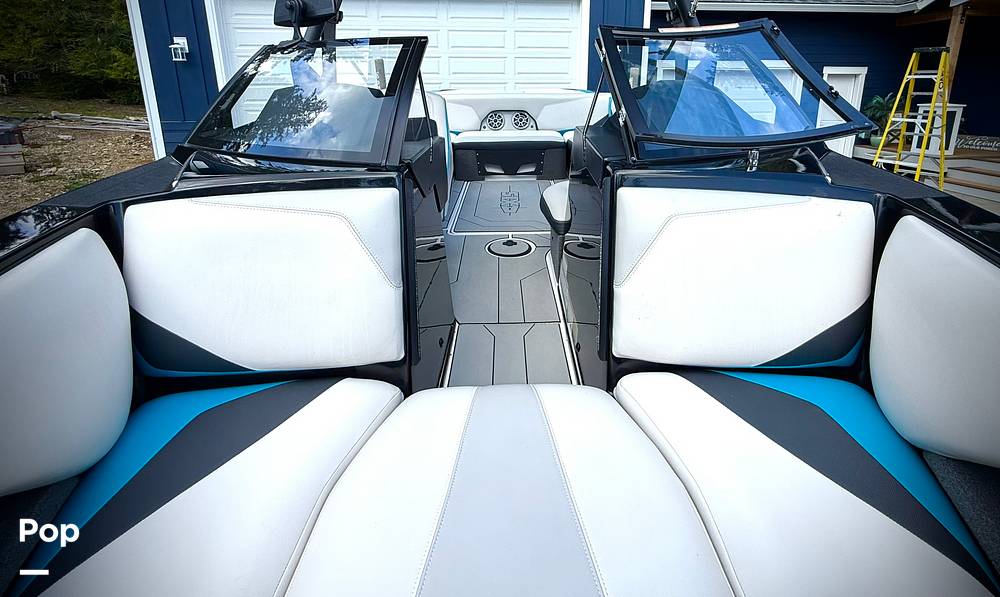 Slide: The Image of Axis T22 2017 - 15361405