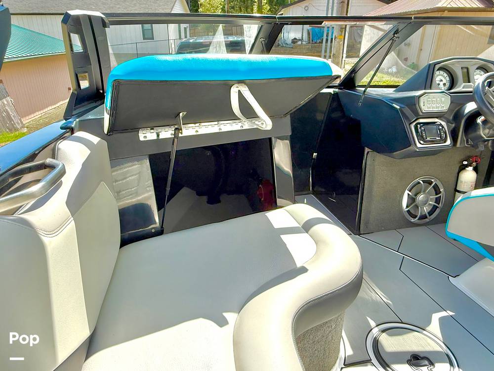 Slide: The Image of Axis T22 2017 - 15361427