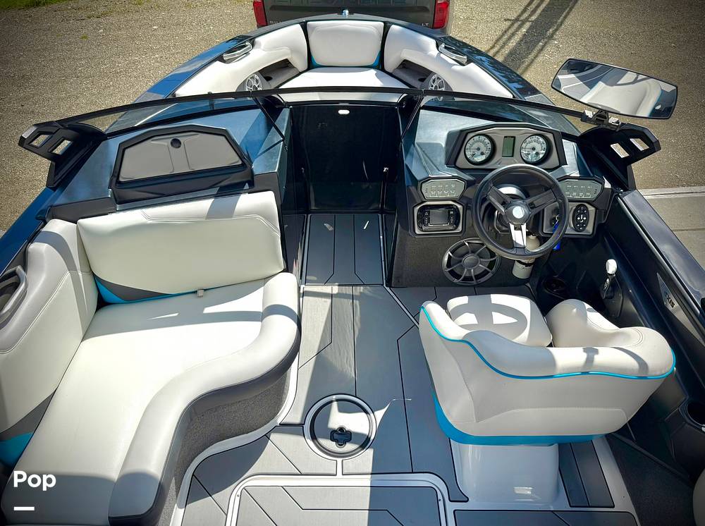 Slide: The Image of Axis T22 2017 - 15361433