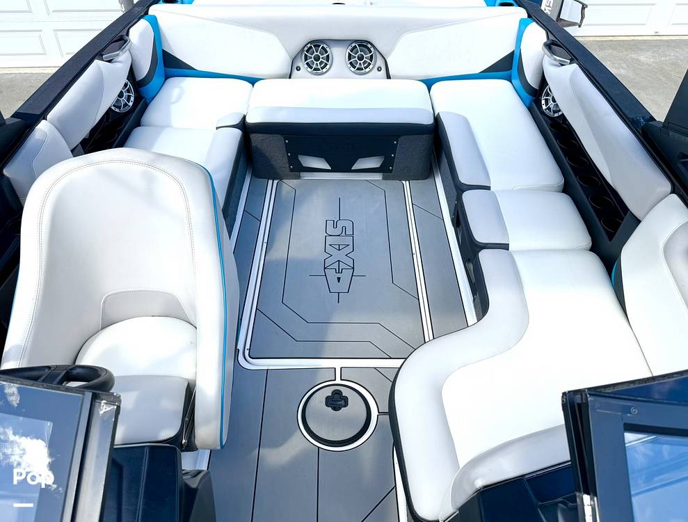 Slide: The Image of Axis T22 2017 - 15361454