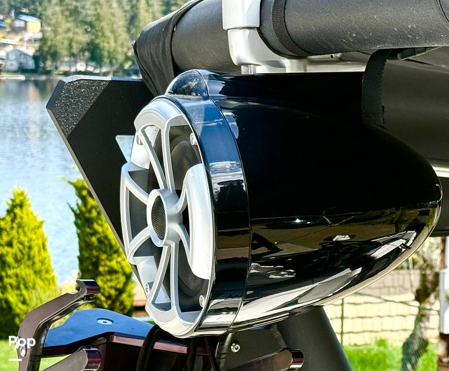 Slide: The Image of Axis T22 2017 - 15361463