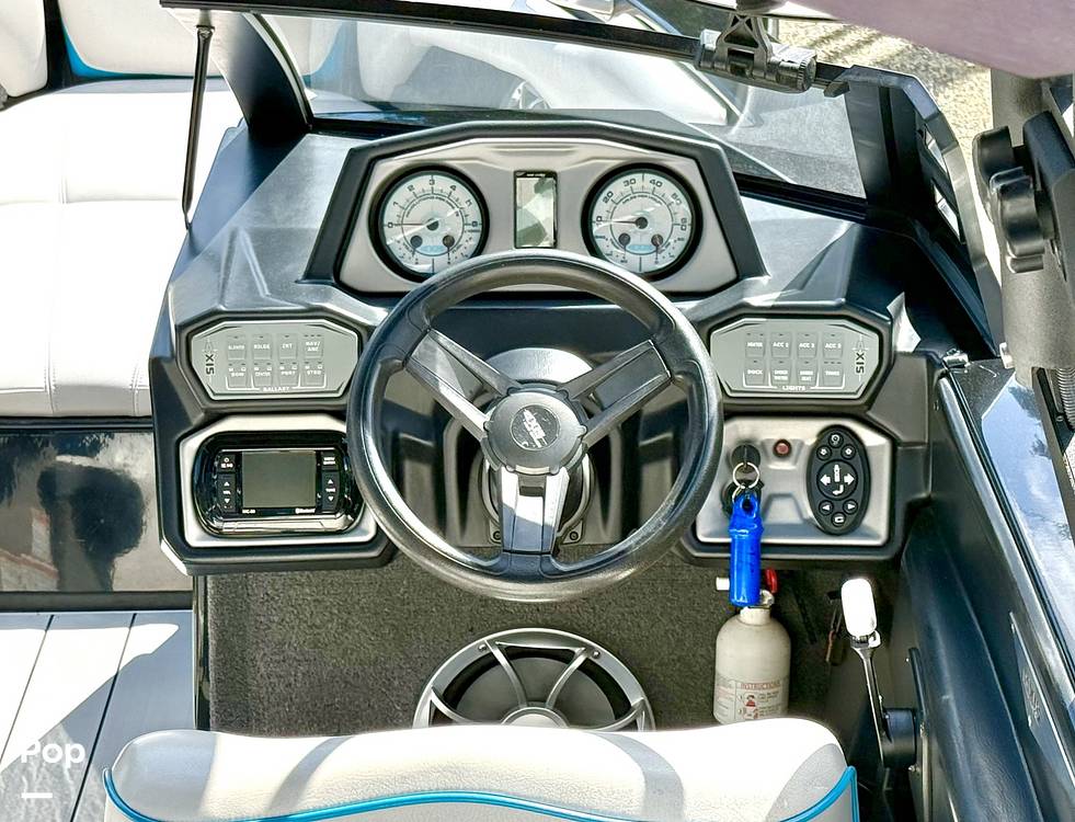 Slide: The Image of Axis T22 2017 - 15361464