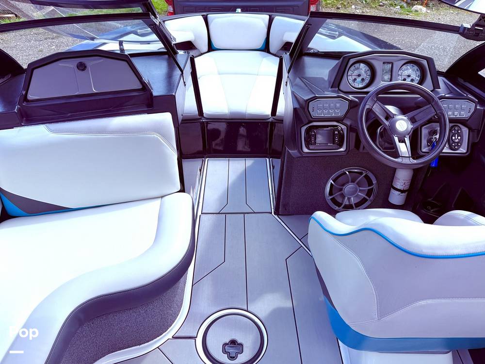 Slide: The Image of Axis T22 2017 - 15361472