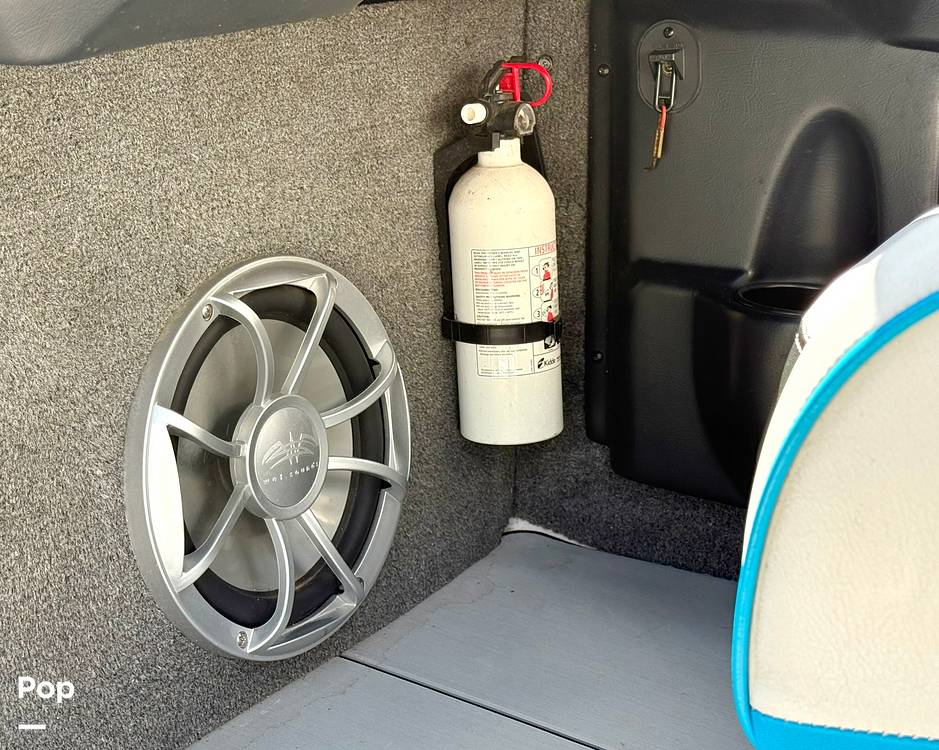 Slide: The Image of Axis T22 2017 - 15361479