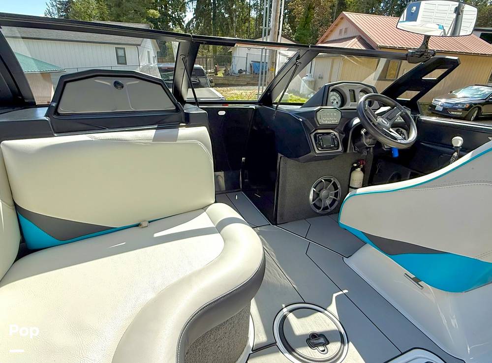 Slide: The Image of Axis T22 2017 - 15361484