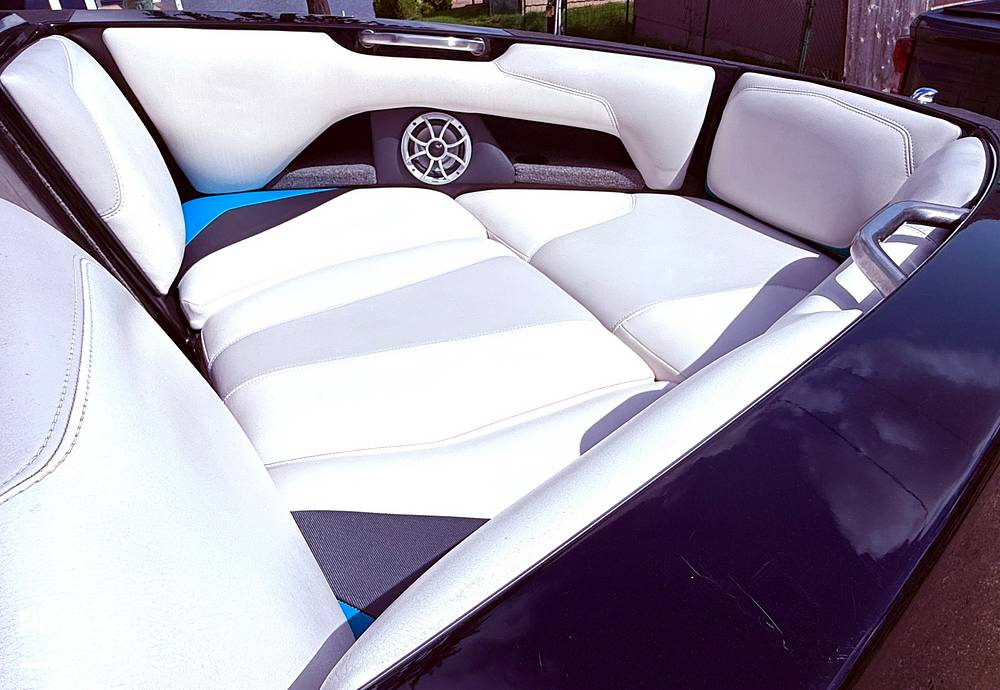 Slide: The Image of Axis T22 2017 - 15361554