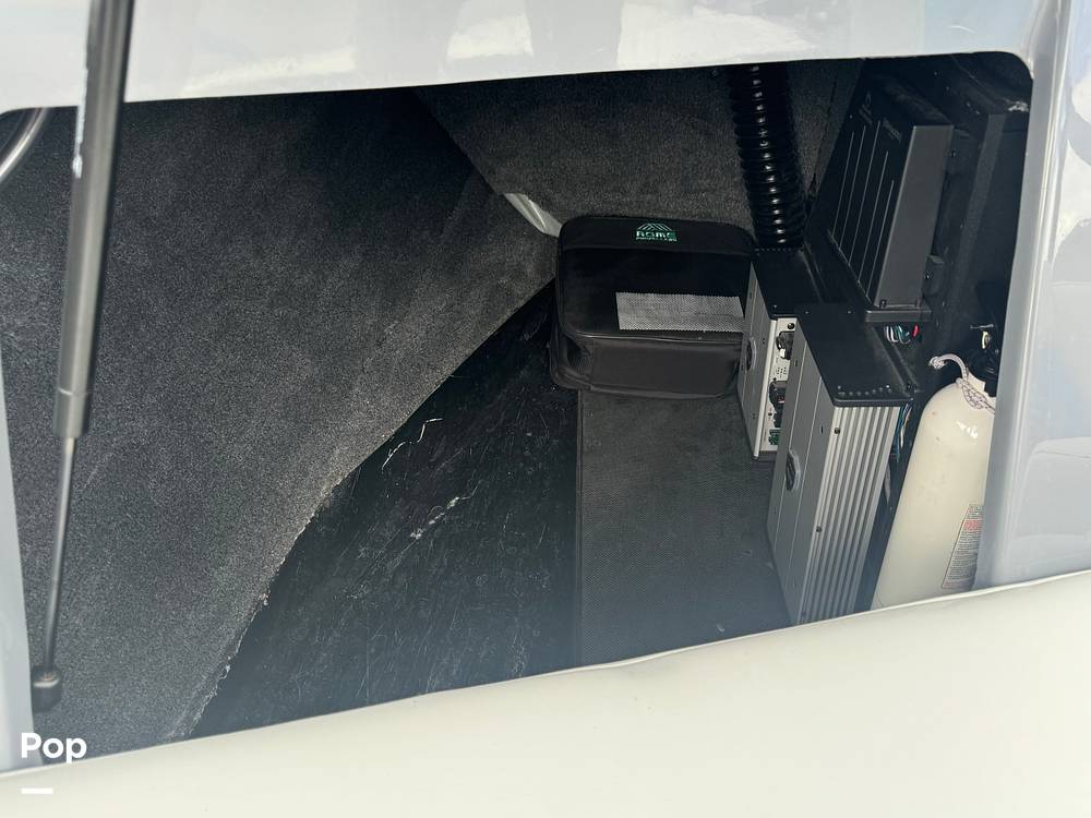 Slide: The Image of Axis T22 2020 - 14714278