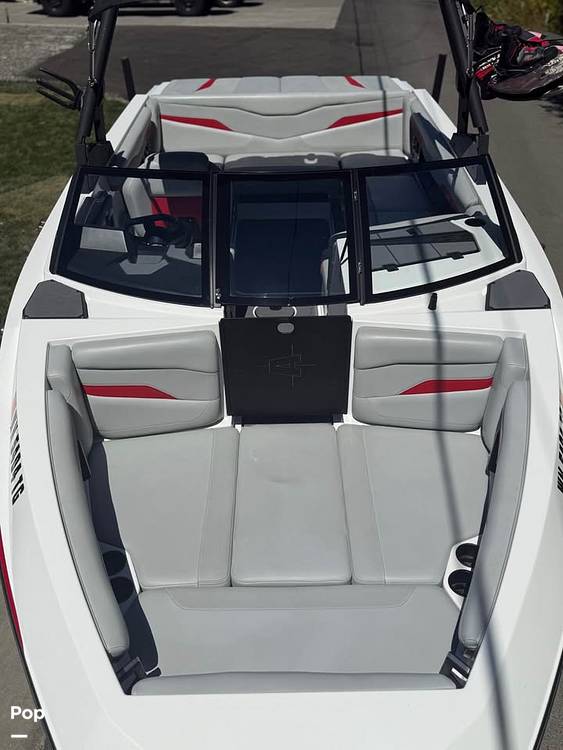 Slide: The Image of Axis T220 2023 - 15784012