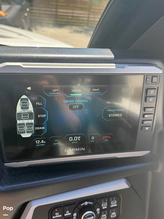 Slide: The Image of Axis T220 2023 - 15784017