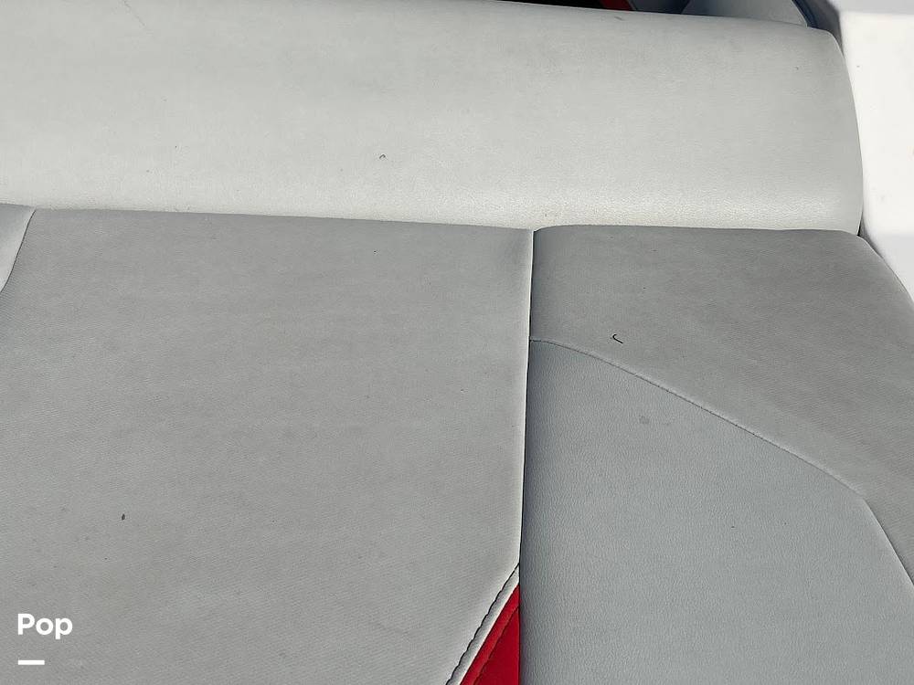 Slide: The Image of Axis T220 2023 - 15798281