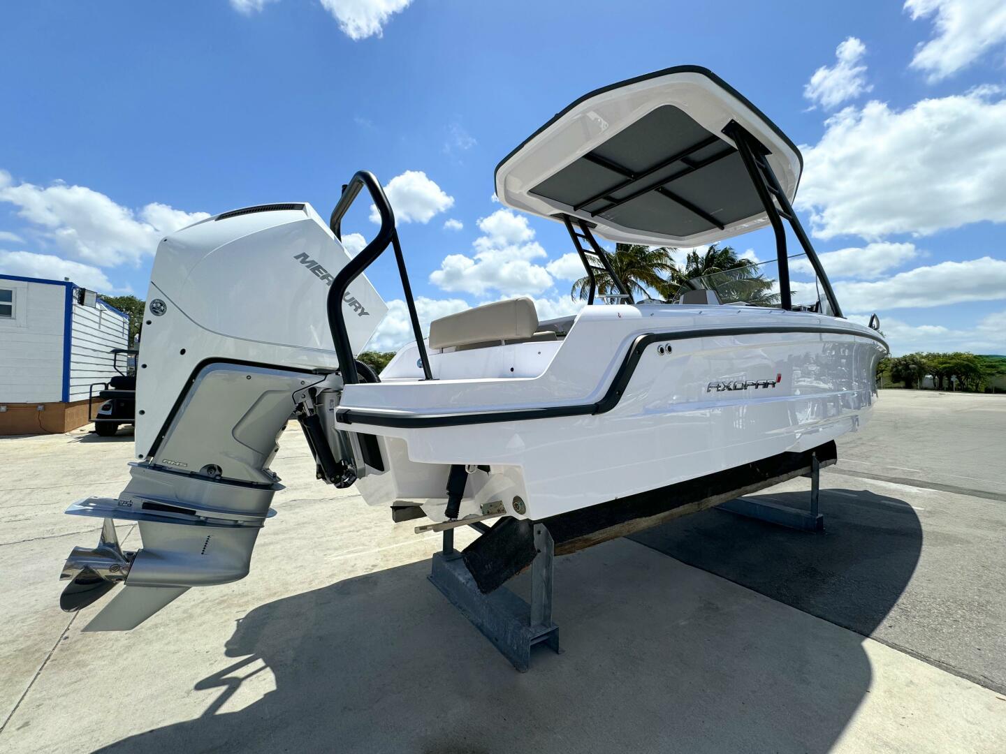 Slide: The Image of Axopar 25 Cross Top 2024 - 5333840