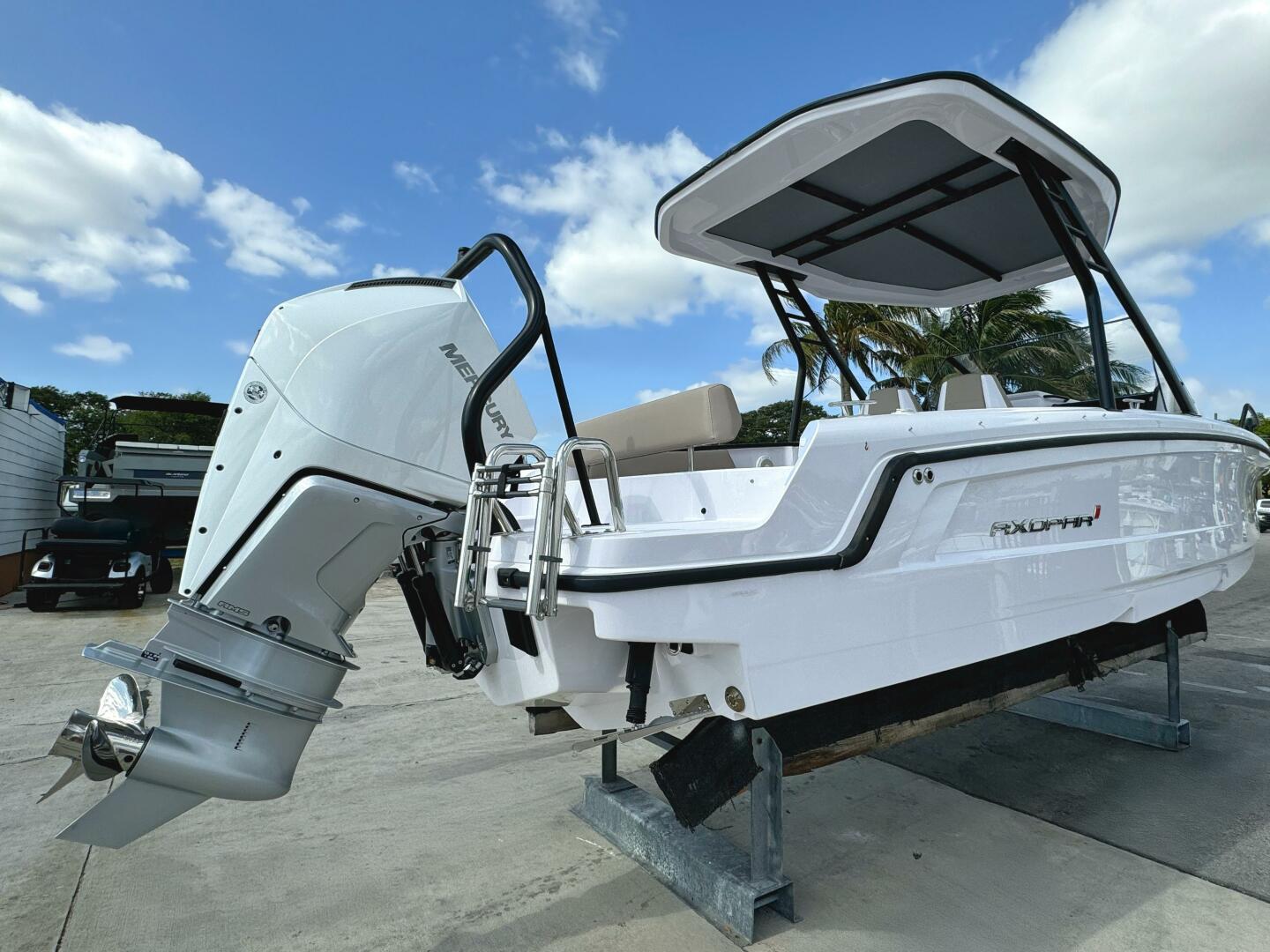 Slide: The Image of Axopar 25 Cross Top 2025 - 5324744