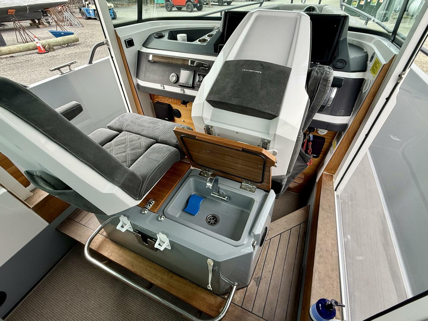 Slide: The Image of Axopar 28 2019 - 5311912