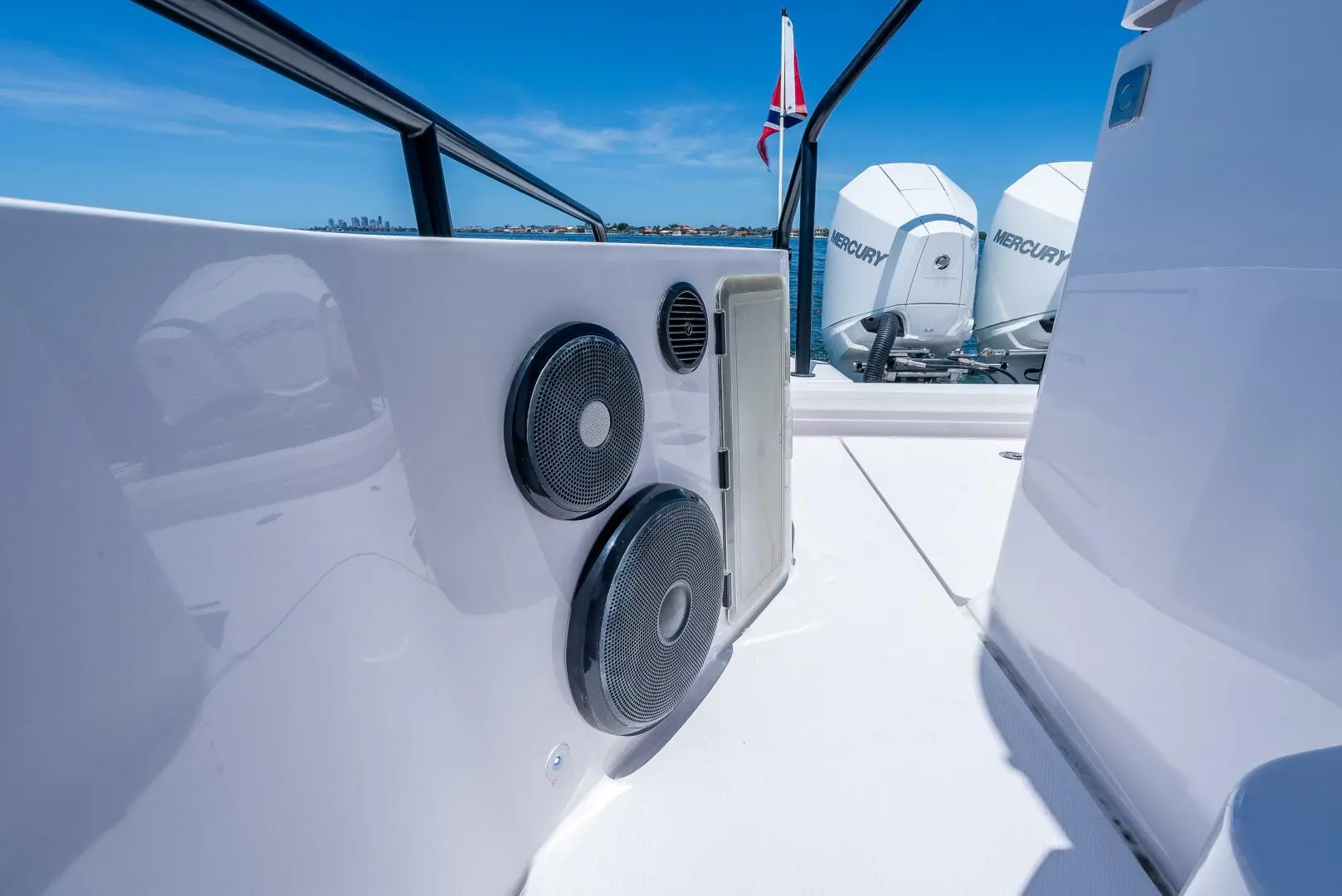 Slide: The Image of Axopar 28 Aft Cabin 2022 - 72