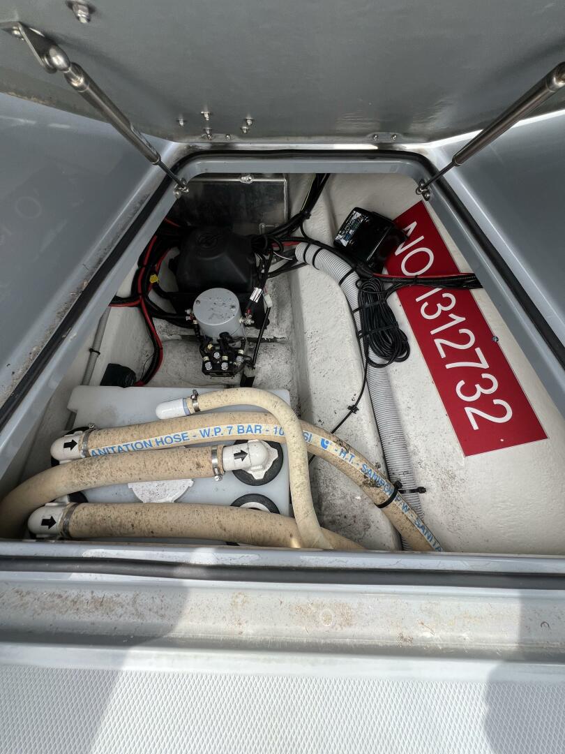 Slide: The Image of Axopar 28 CABIN 2019 - 4754962