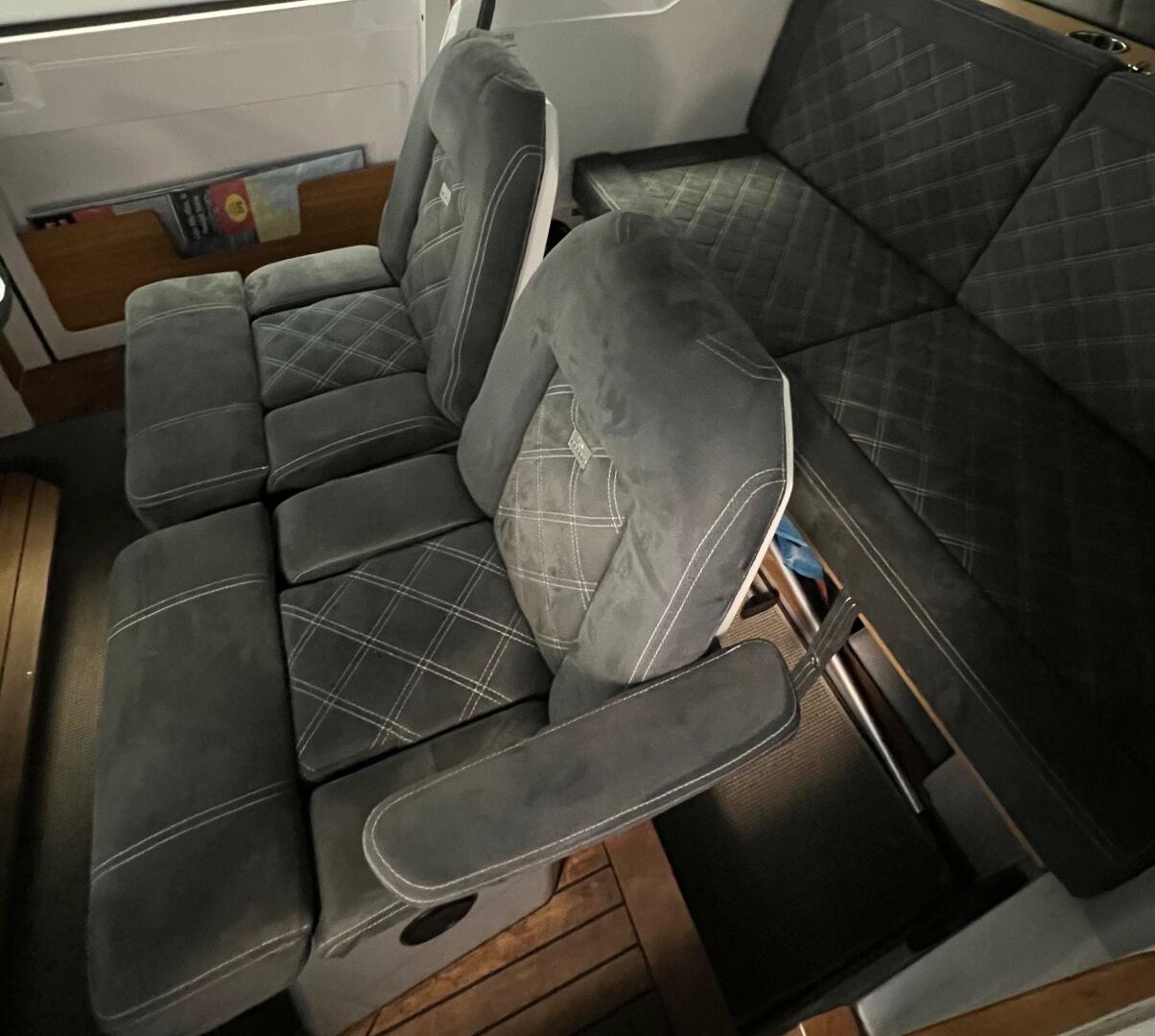 Slide: The Image of Axopar 28 CABIN 2019 - 4754975