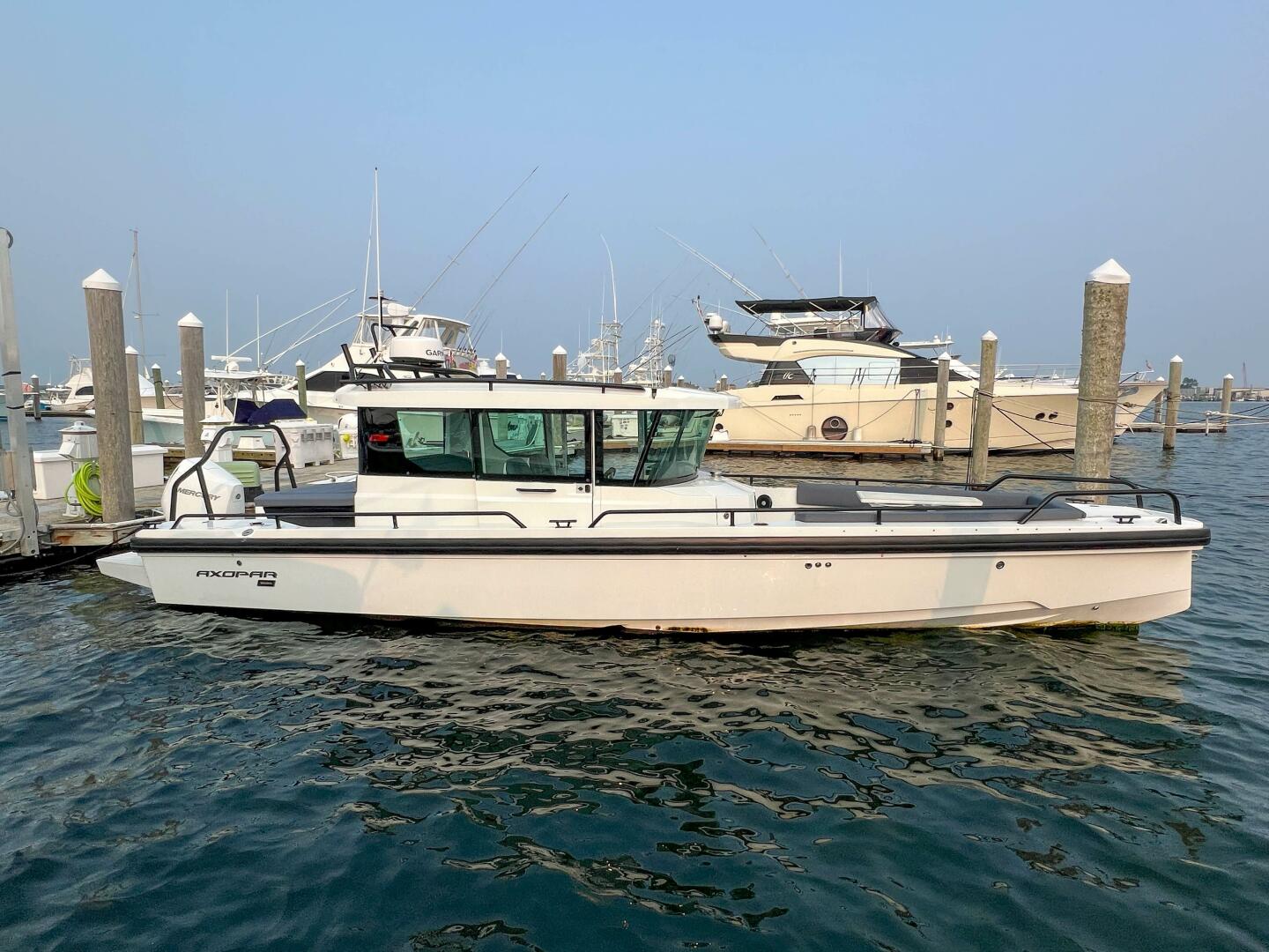 Slide: The Image of Axopar 28 CABIN 2020 - 4597660