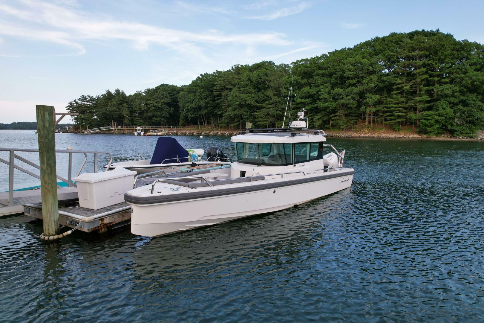 Slide: The Image of Axopar 28 CABIN 2020 - 4639672