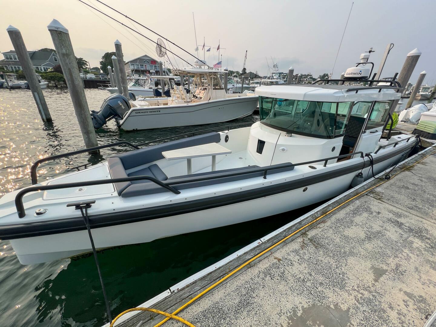Slide: The Image of Axopar 28 CABIN 2020 - 4597656