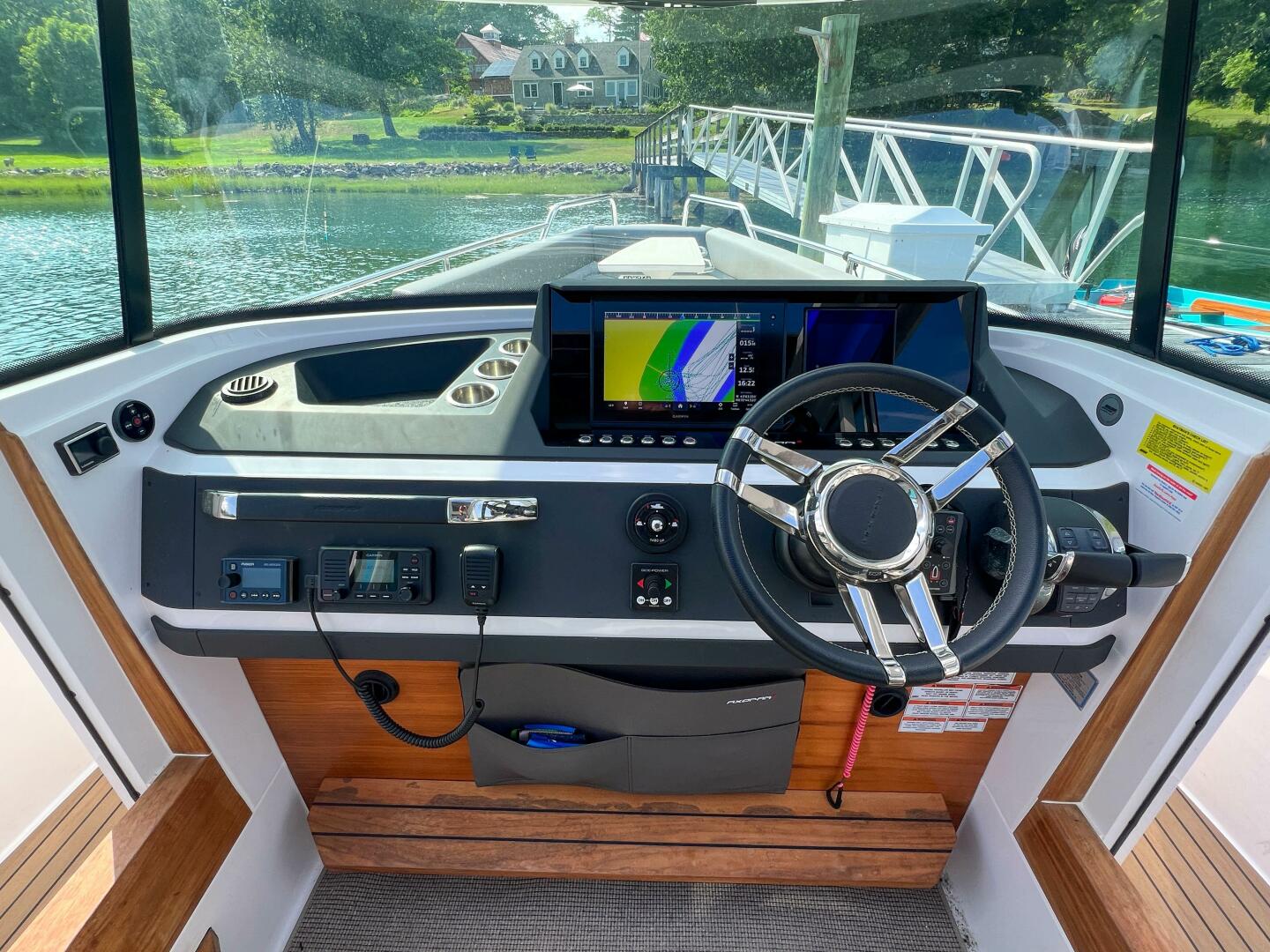 Slide: The Image of Axopar 28 CABIN 2020 - 4639684