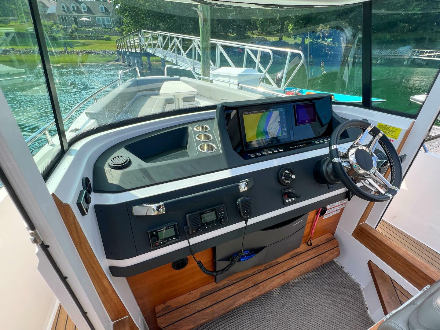 Slide: The Image of Axopar 28 CABIN 2020 - 4639689