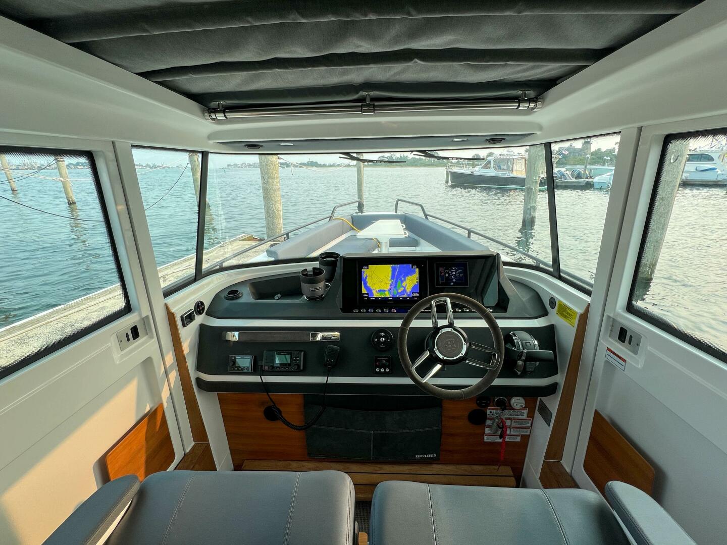 Slide: The Image of Axopar 28 CABIN 2020 - 4597635