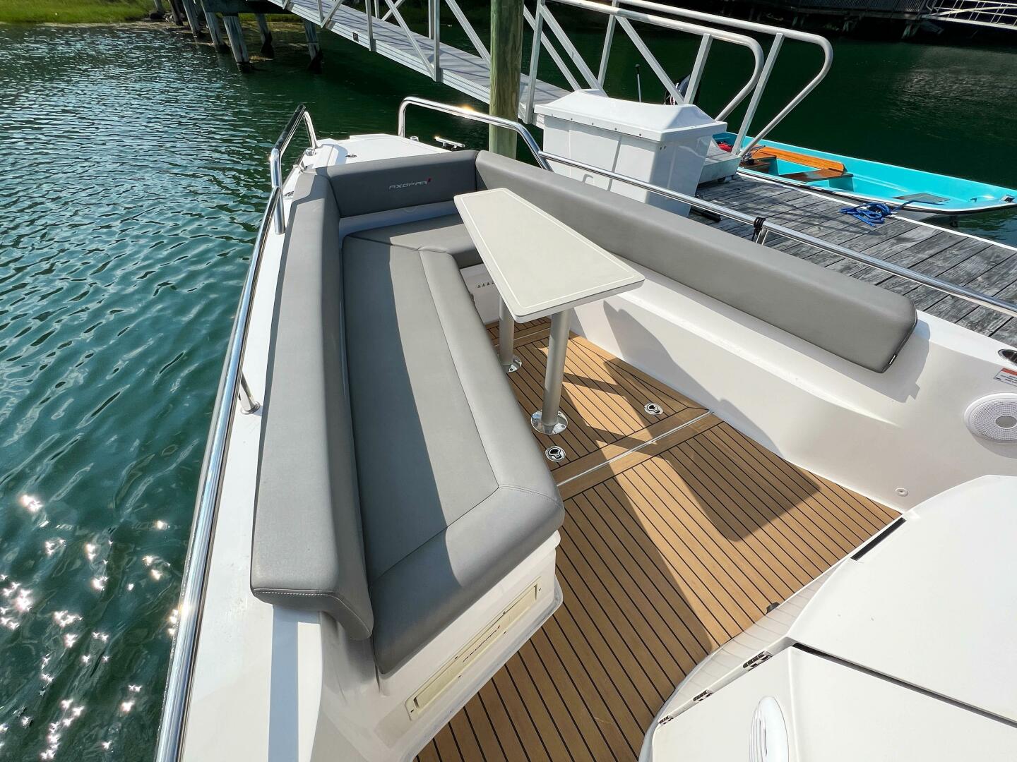 Slide: The Image of Axopar 28 CABIN 2020 - 4639691